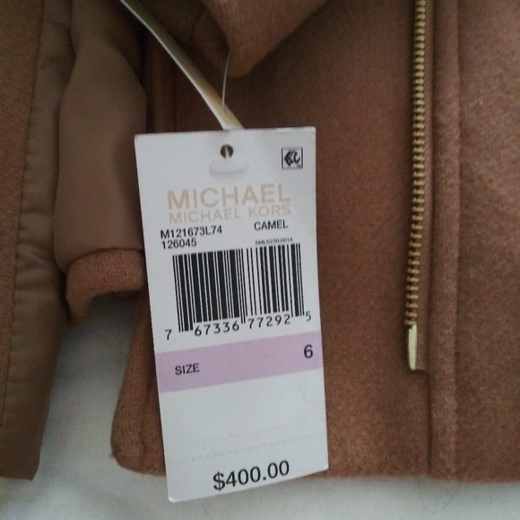 Coat - Picture 2 of 4